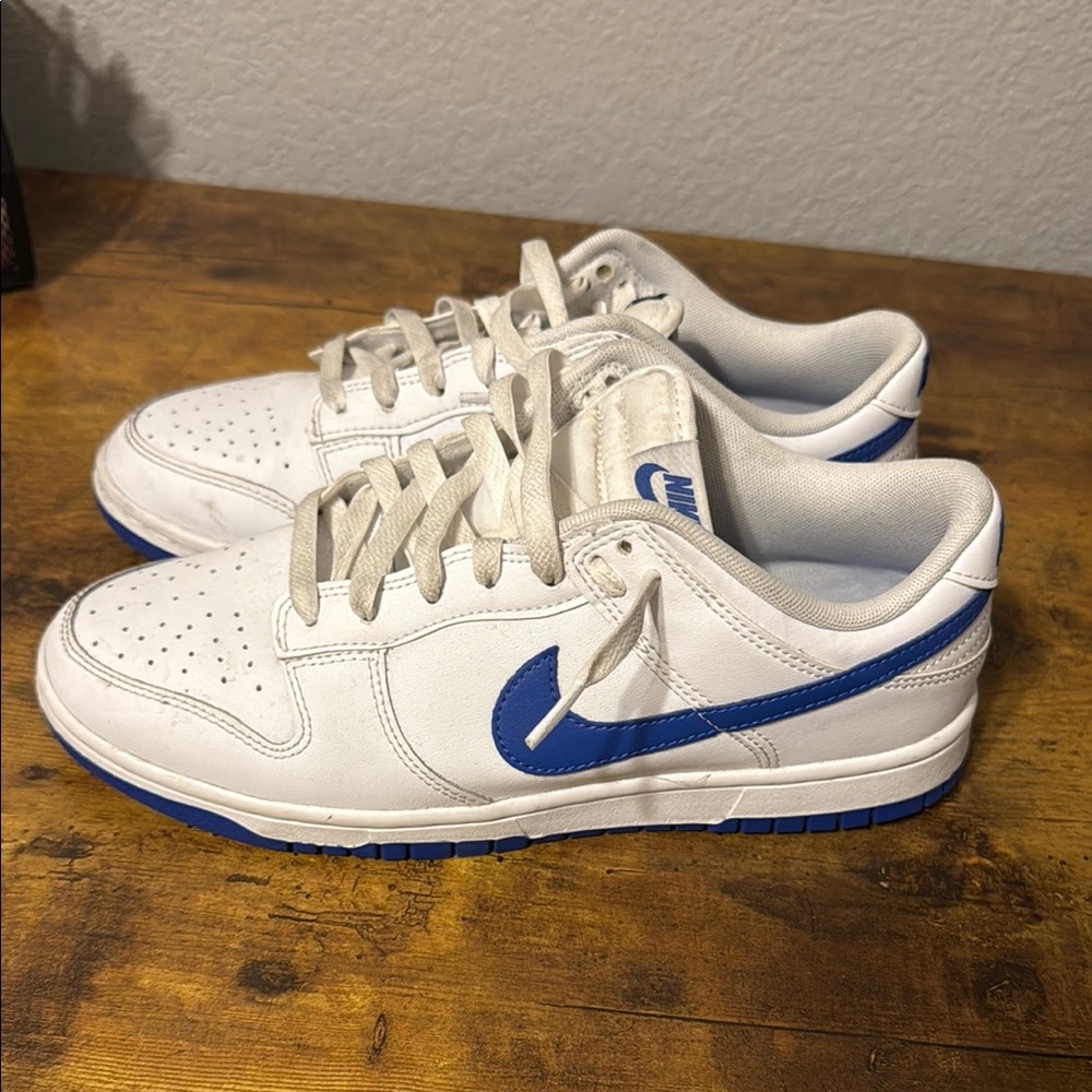 Nike White and Blue Sneakers men’s size 8